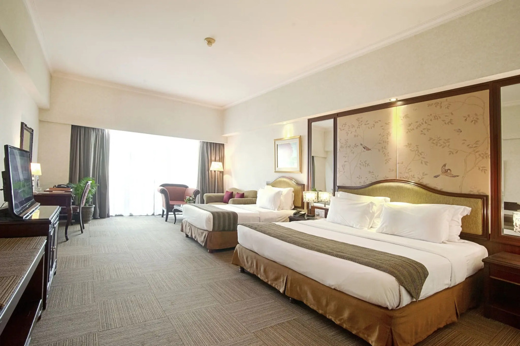 Sunlake Waterfront Resort and Convention - фото 3