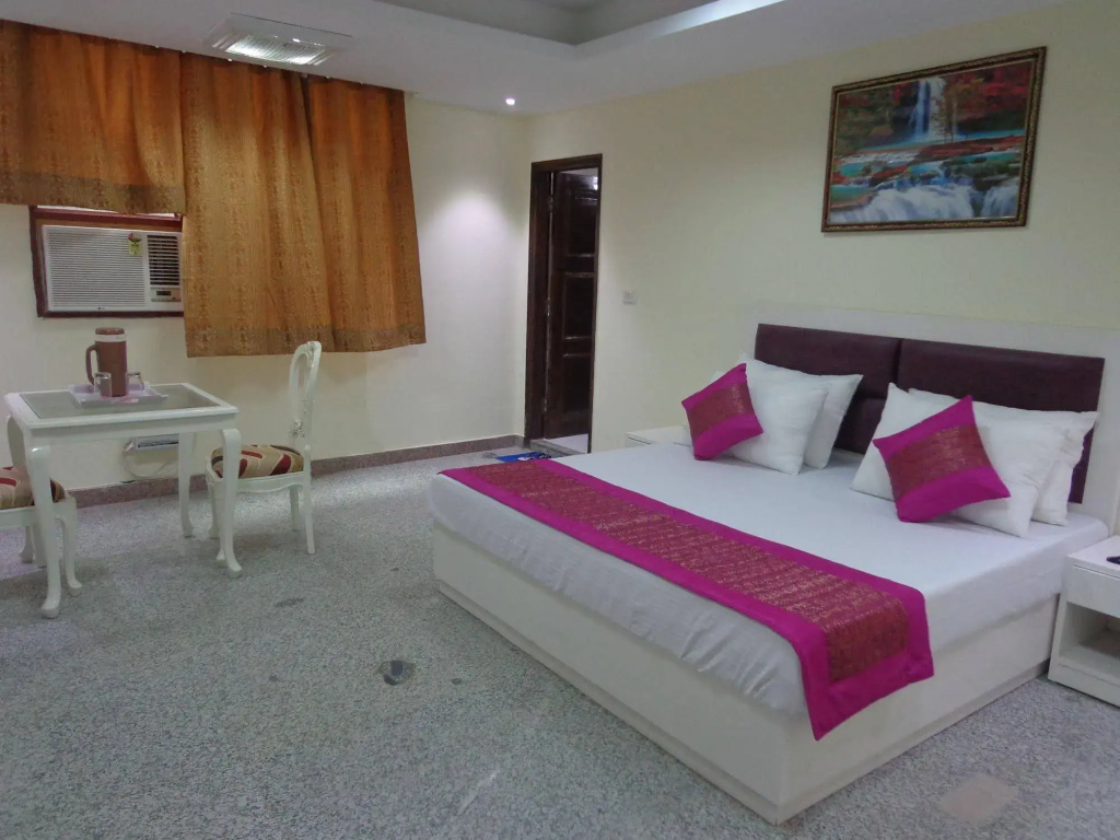 Airport Hotel The Paramont - Général
