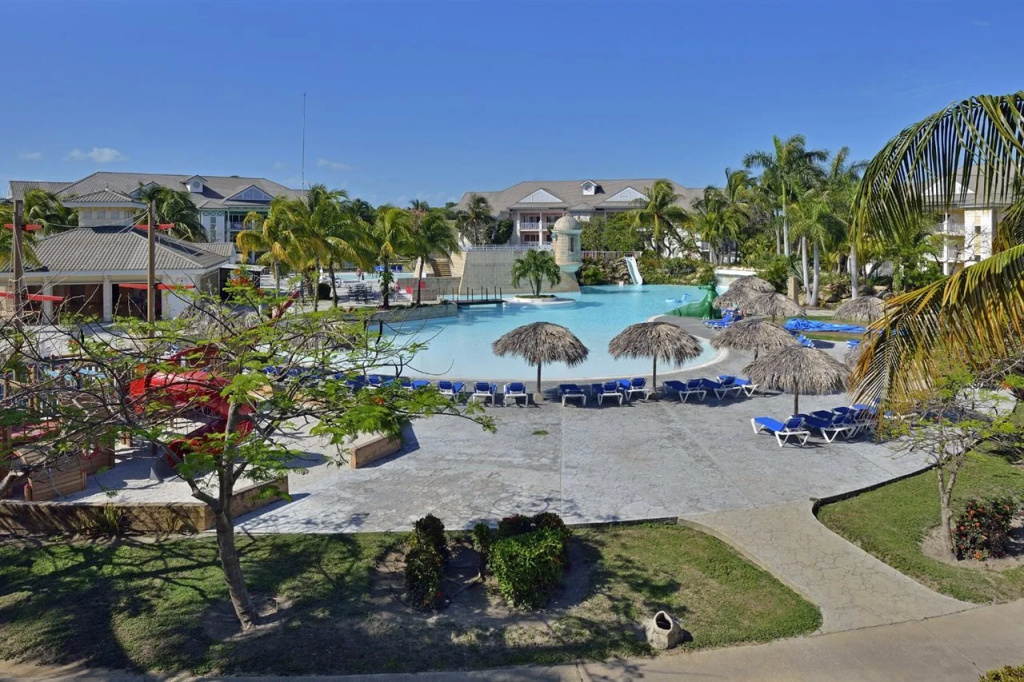Beach & Waterfront