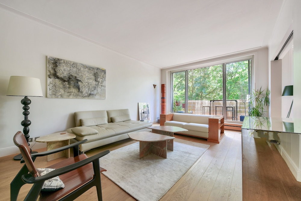 Afficher la photo 6 — Prestige Paris Posh 16rd