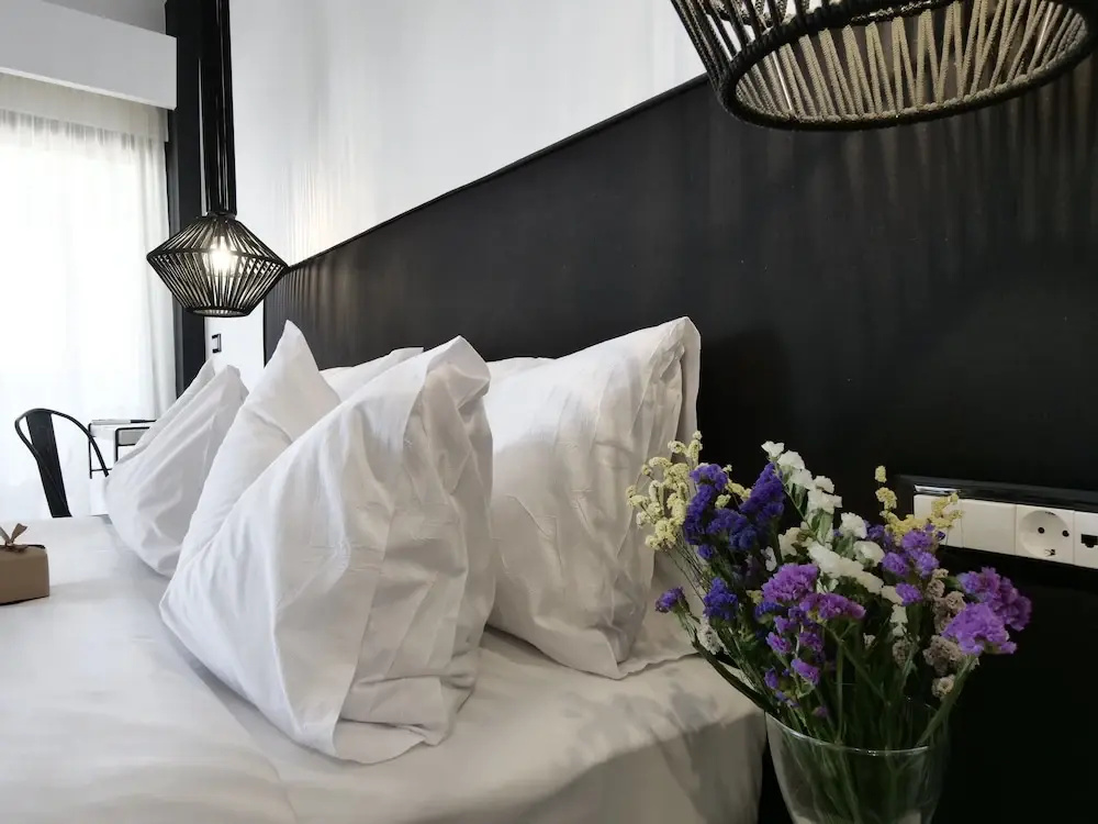 1 Bedroom Standard Double room with sea view (full double bed)
