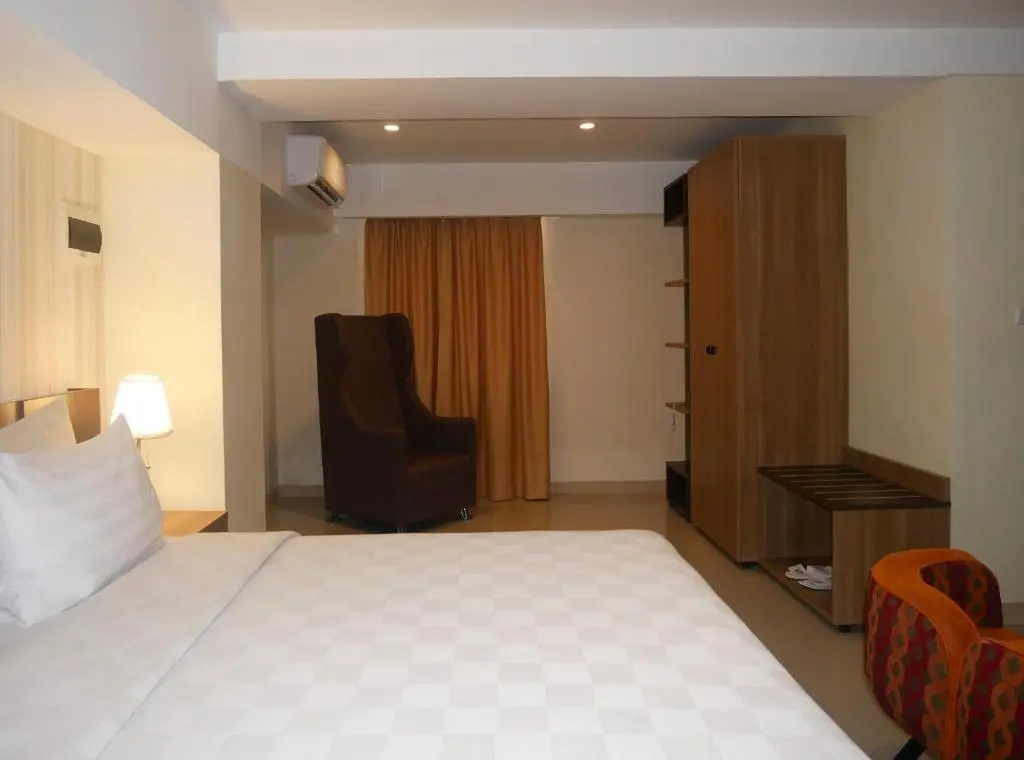 Swiss-Belhotel Waterfront Makassar - Chambres