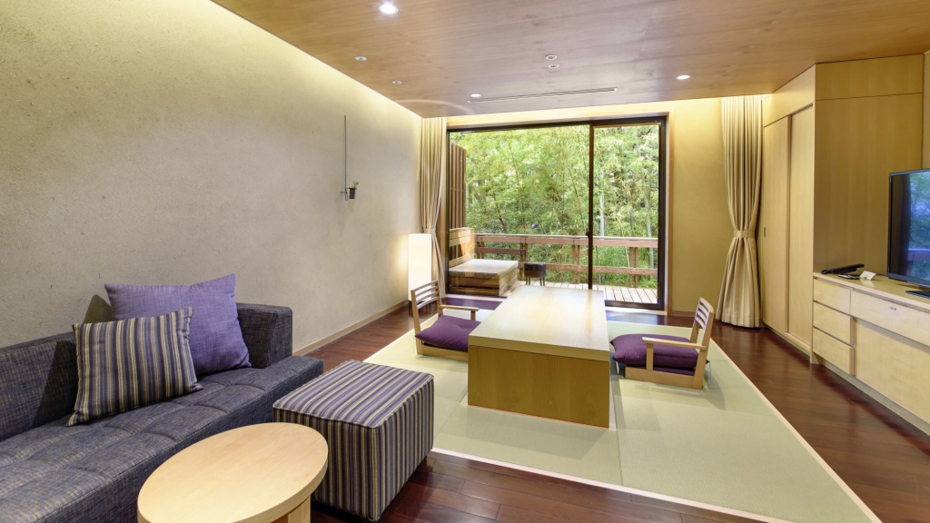 Luxury Double Suite (full double bed)