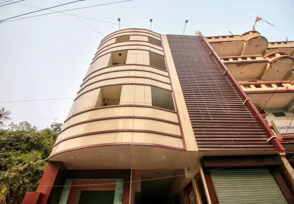 OYO 26120 Hotel Shubham International