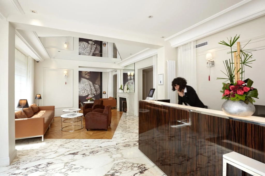 Hôtel Tourisme Avenue 7
