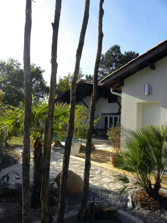Voir la photo 2 — Villa Mogador Piscine et Balnéo