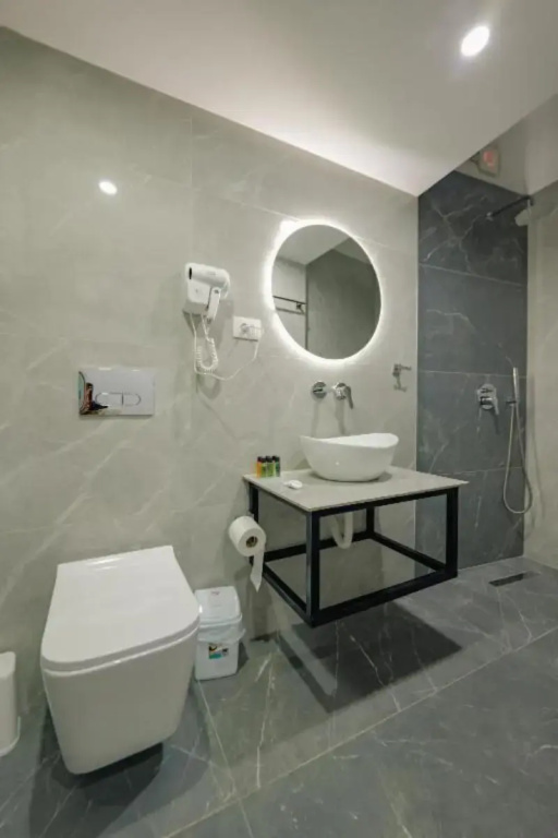 Economy room