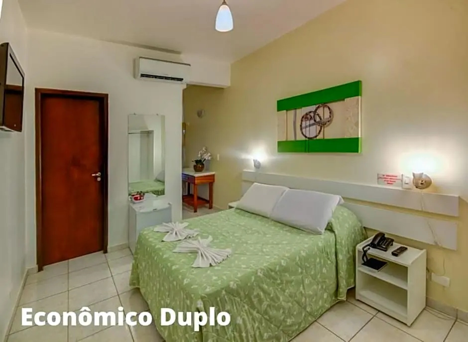 Foz Presidente Economic Hotel - Chambres