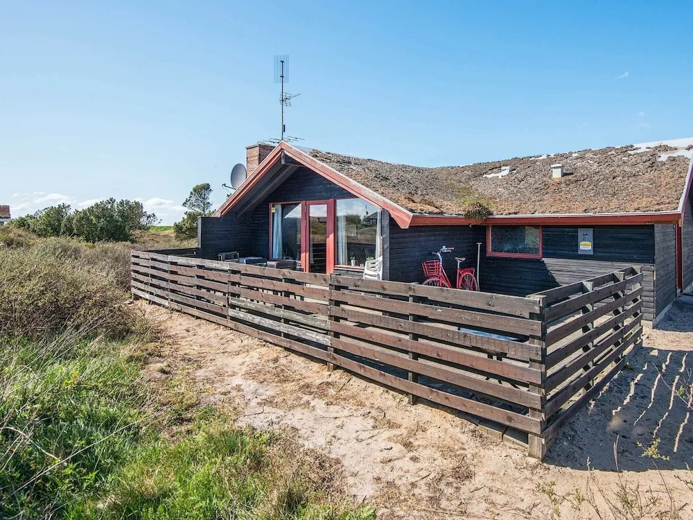 Rustic Holiday Home in Rømø With Terrace - фото 1