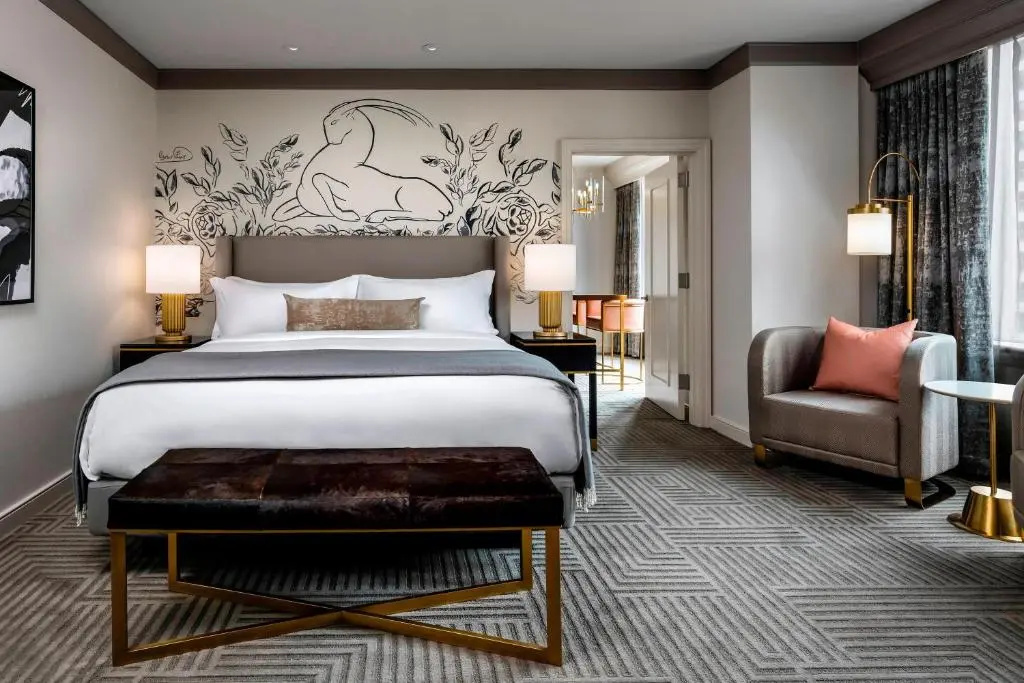 Double Suite with bay view (full double bed)