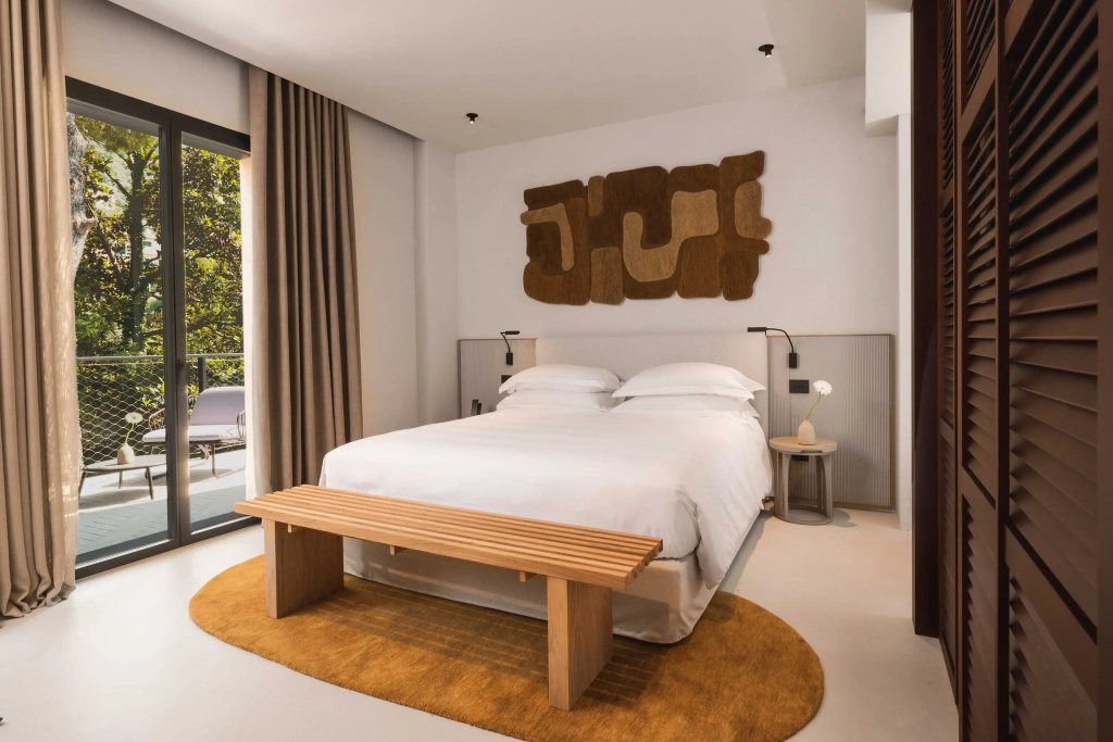 Premium room
