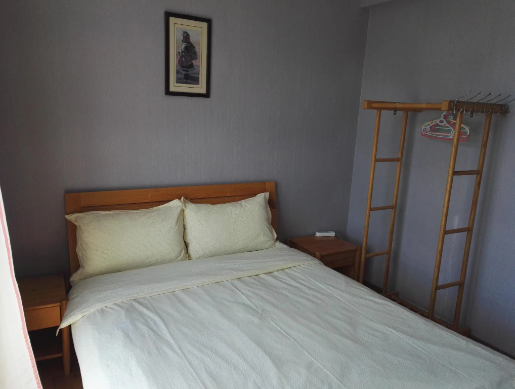 Deluxe Double room (full double bed)