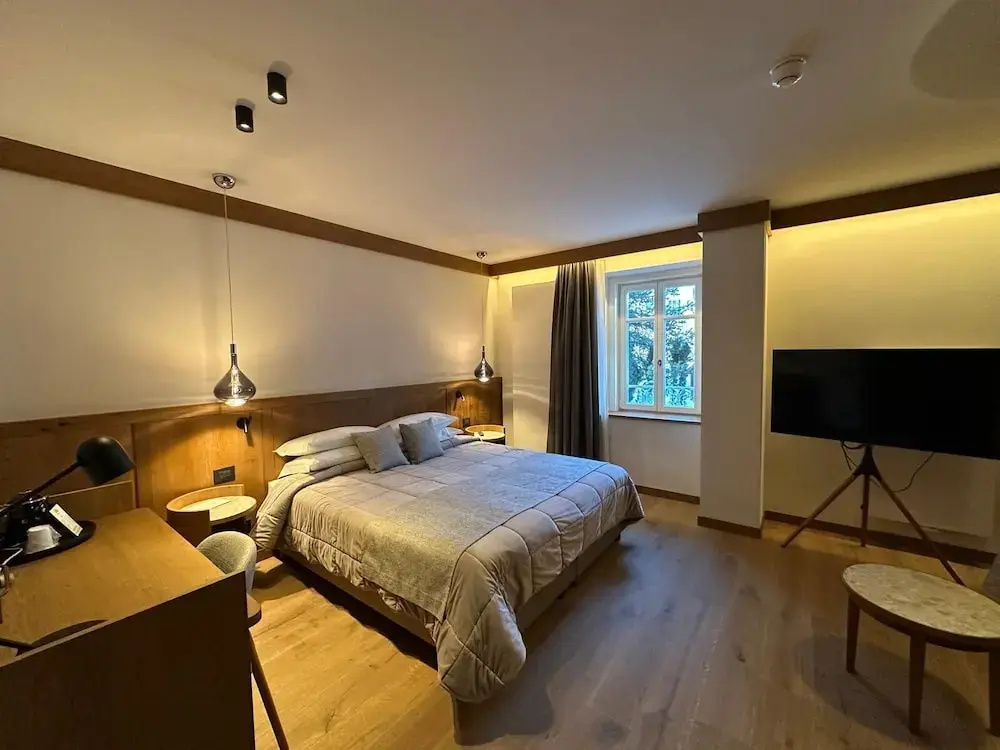 Superior Suite with balcony and with mountain view