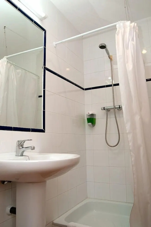 Hotel Villa de Ayerbe - Chambres