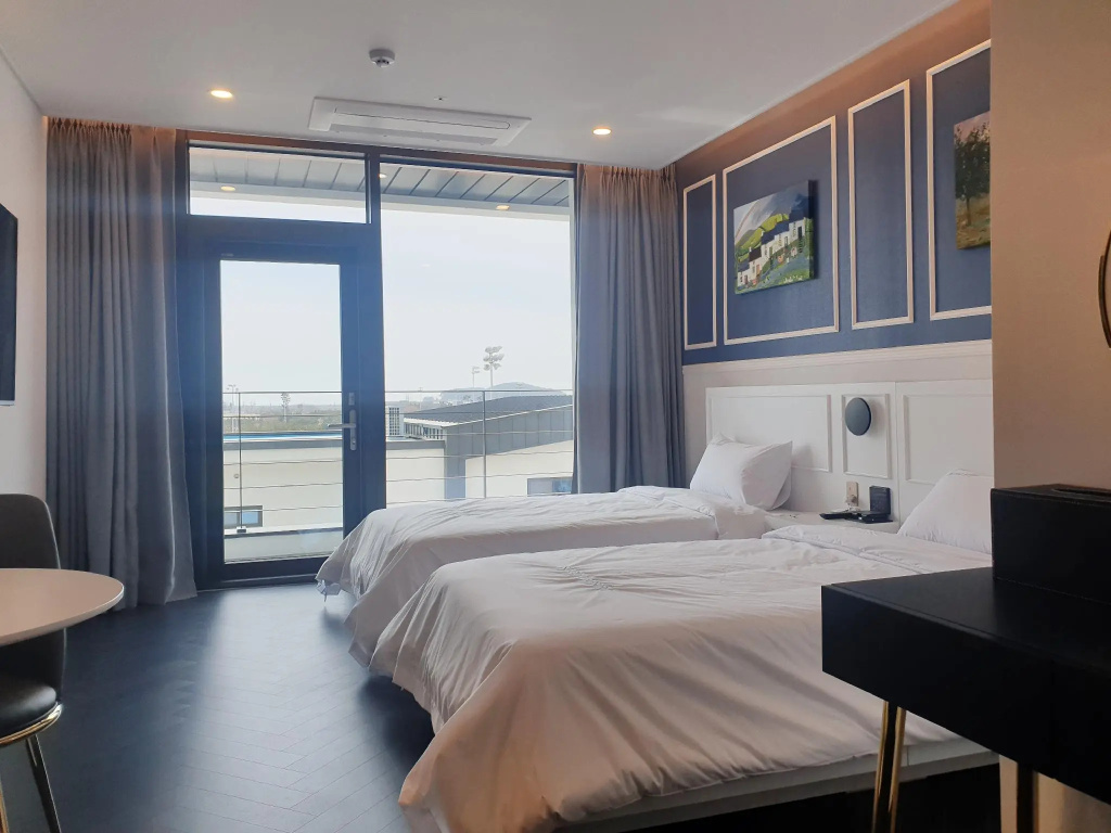 Standard Double room (twin beds)