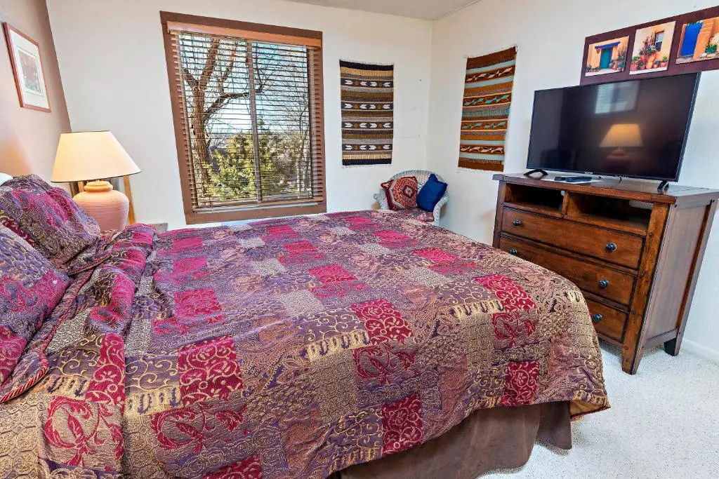 Fort Marcy Hotel Suites by All Seasons Resort Lodging - Chambres