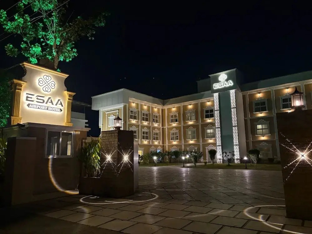 ESAA Airport Hotel
