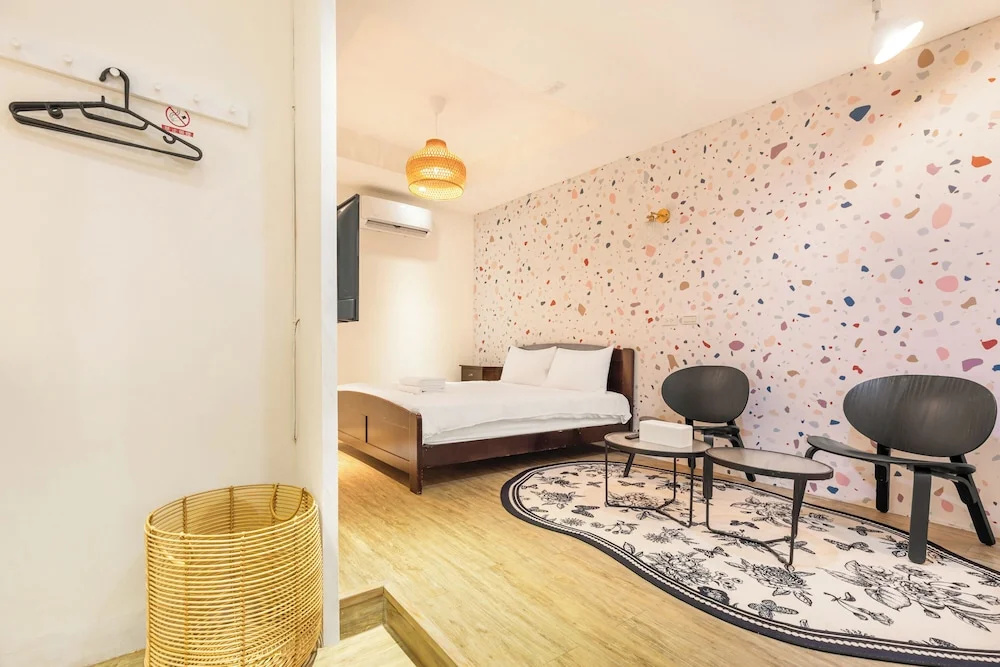 Standard Double room with balcony (full double bed)