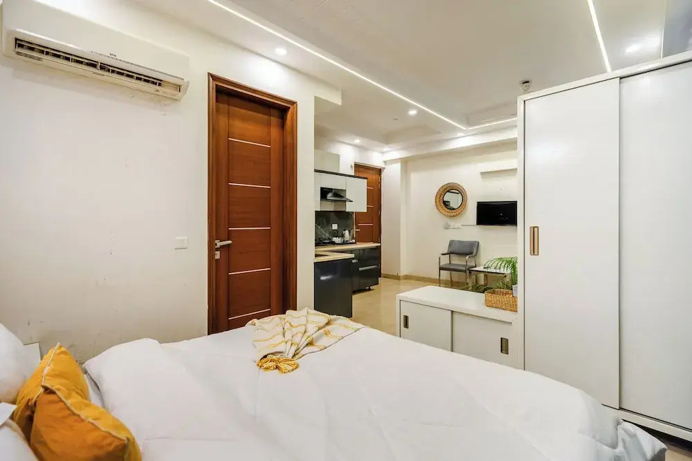 Deluxe Studio with balcony