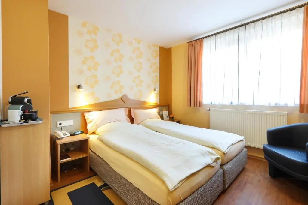 Hotel Pension Stern - Chambres