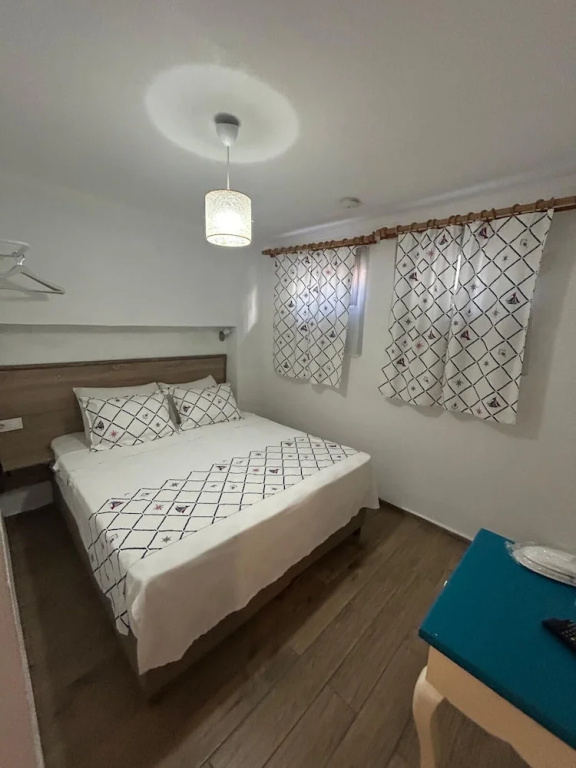 Economy Double Basement room (full double bed)