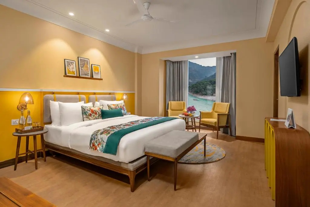 2 Bedrooms Royal Apartment
