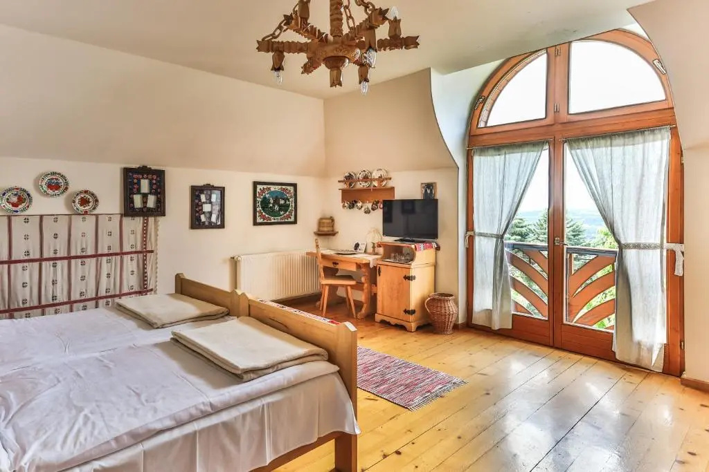 Bagolyvr Inn - Chambres