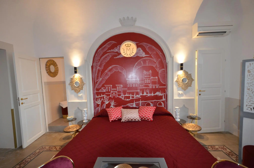 Luxury Double room (full double bed)