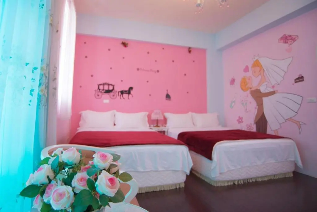 Deluxe Double room with balcony (full double bed)