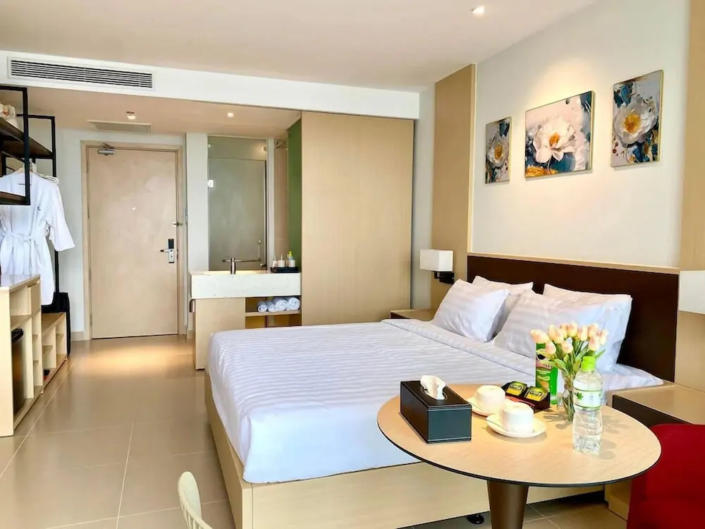 Cam Ranh Beach Resort near The Airport - фото 3