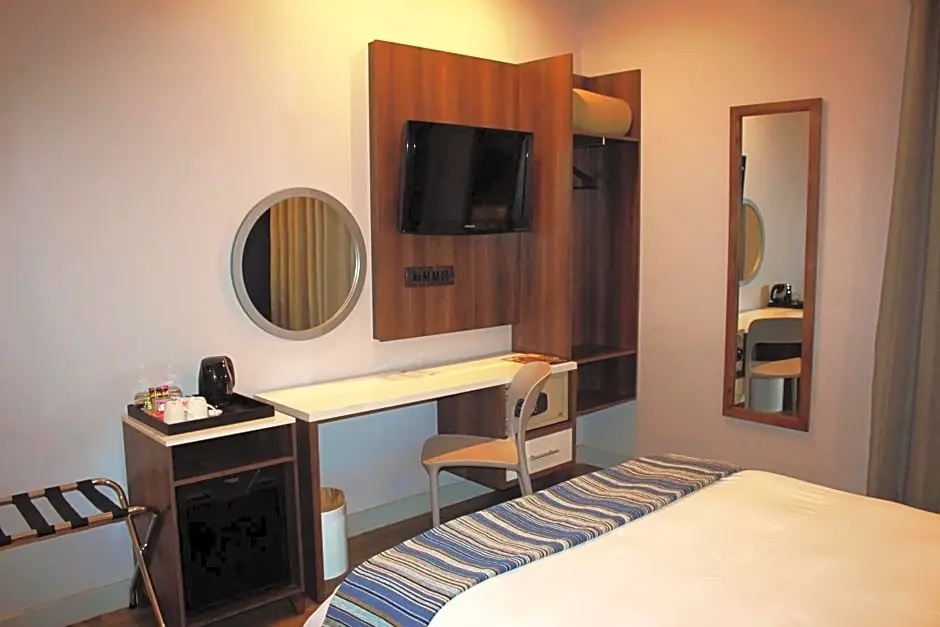 Kathu Hotel - Chambres