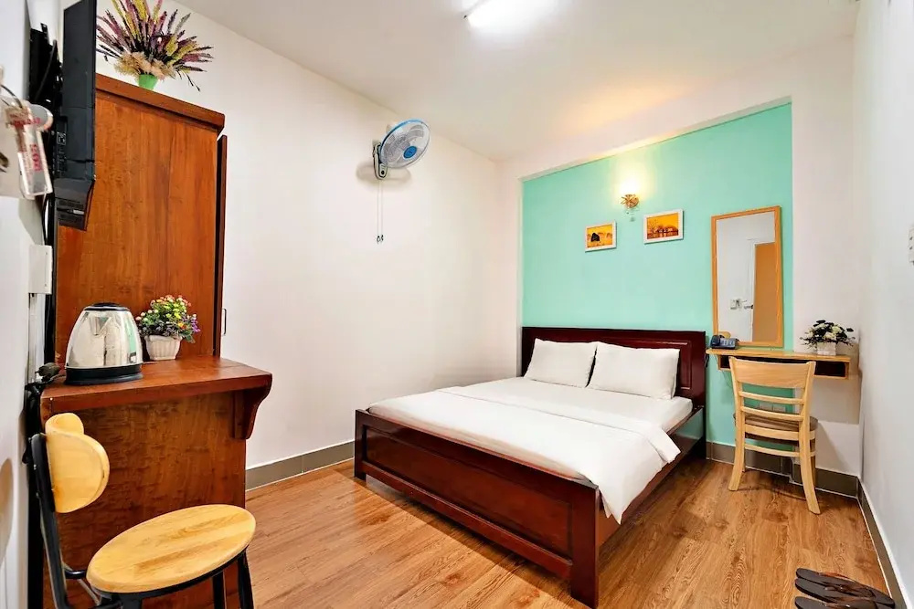 Standard Double room (full double bed)