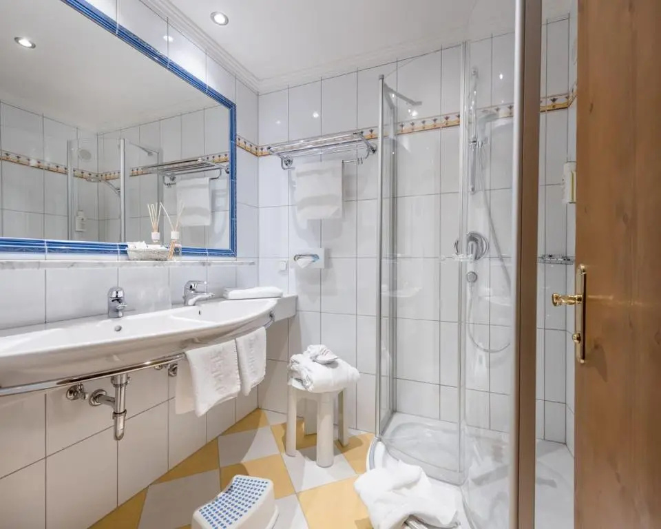 Familotel Zauchenseehof - Chambres