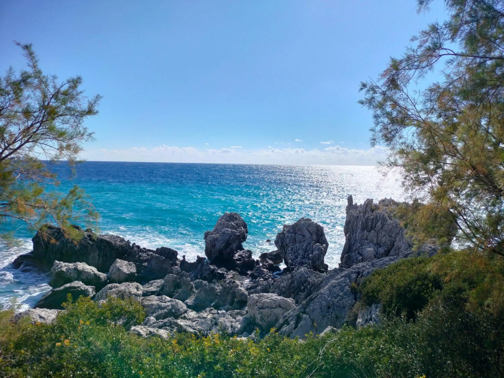 Eolia beachfront studios