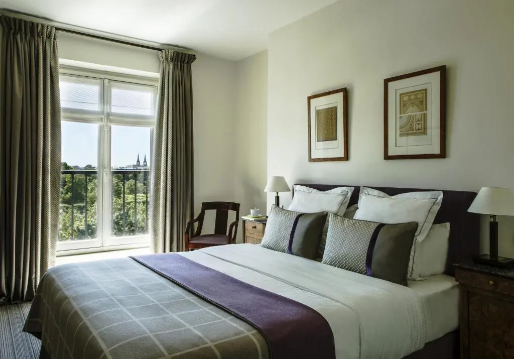 Deluxe Paris Views Double room (full double bed)