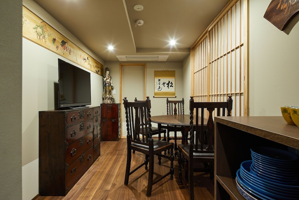Far East Matsubara 사진 19