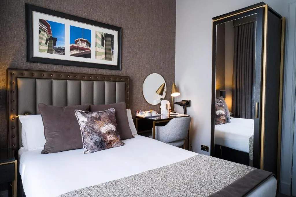 Number 10 Hotel - Chambres