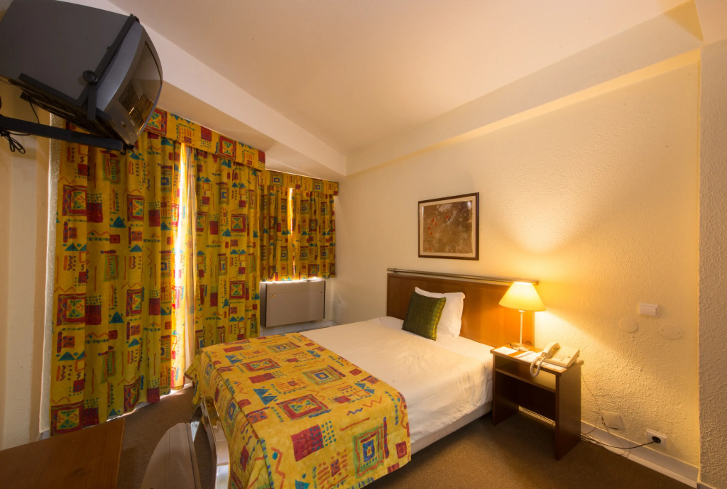 Holiday Inn Express and Suites Lisbon Principe Real by IHG - Général