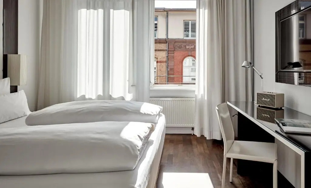 Standard Double room (full double bed)