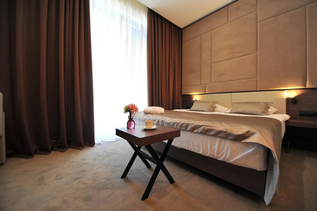 2 Bedrooms Suite