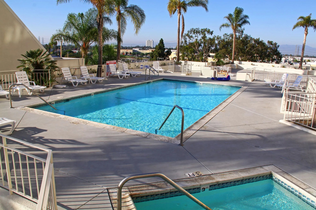 LA Crystal Hotel - Los Angeles Area - Général
