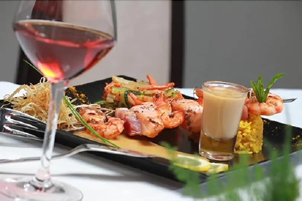 Food & Beverage