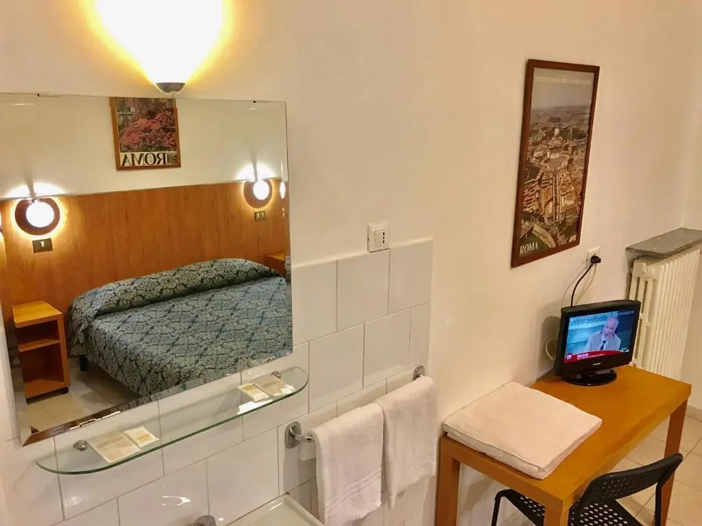 Standard Double room (full double bed)