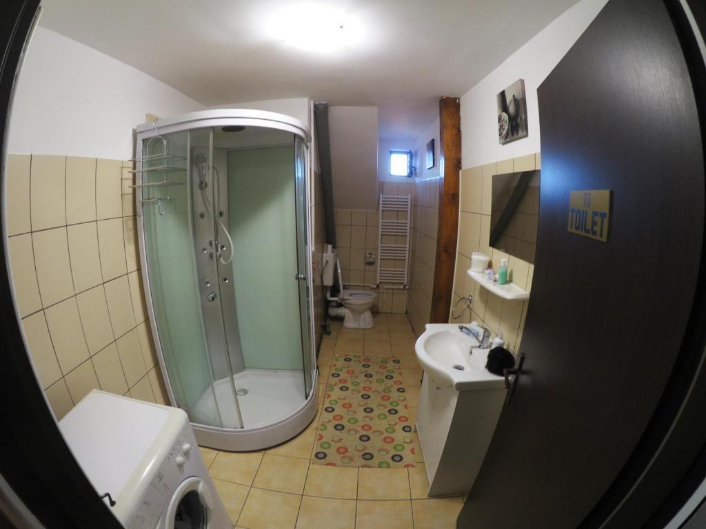 Трёхместный номер Standard в Sport Hostel Cluj