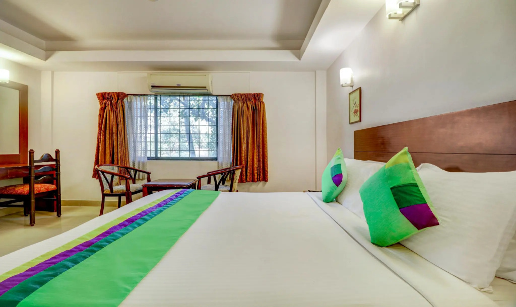 Standard Double room (full double bed)