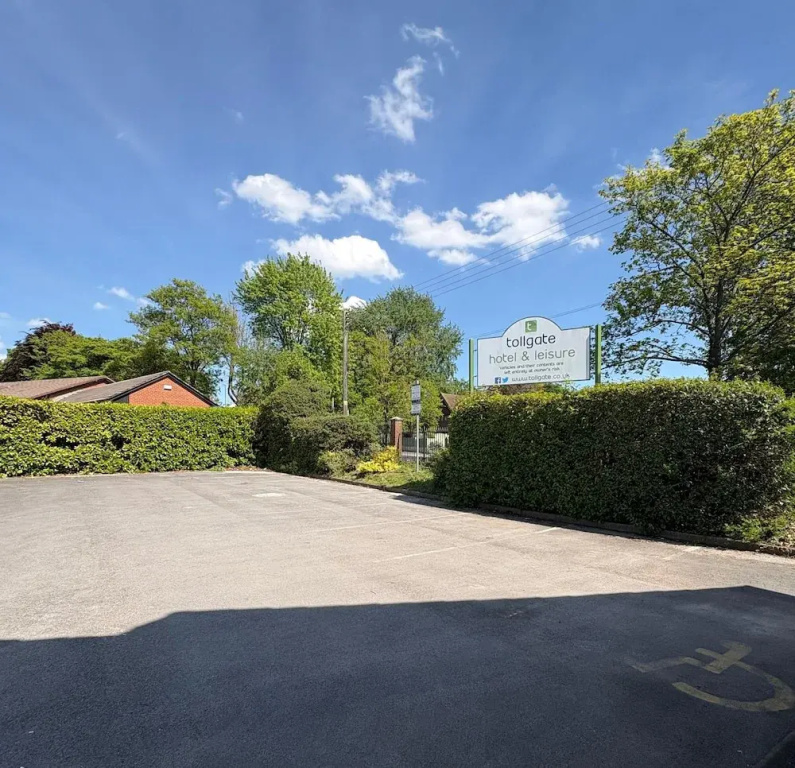 Tollgate Hotel And Leisure - Général