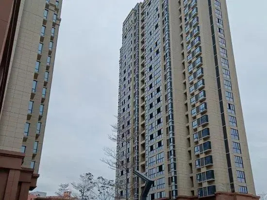 Ruili Apartment