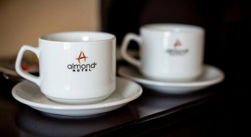 Almond Hotel Sothearos - Chambres