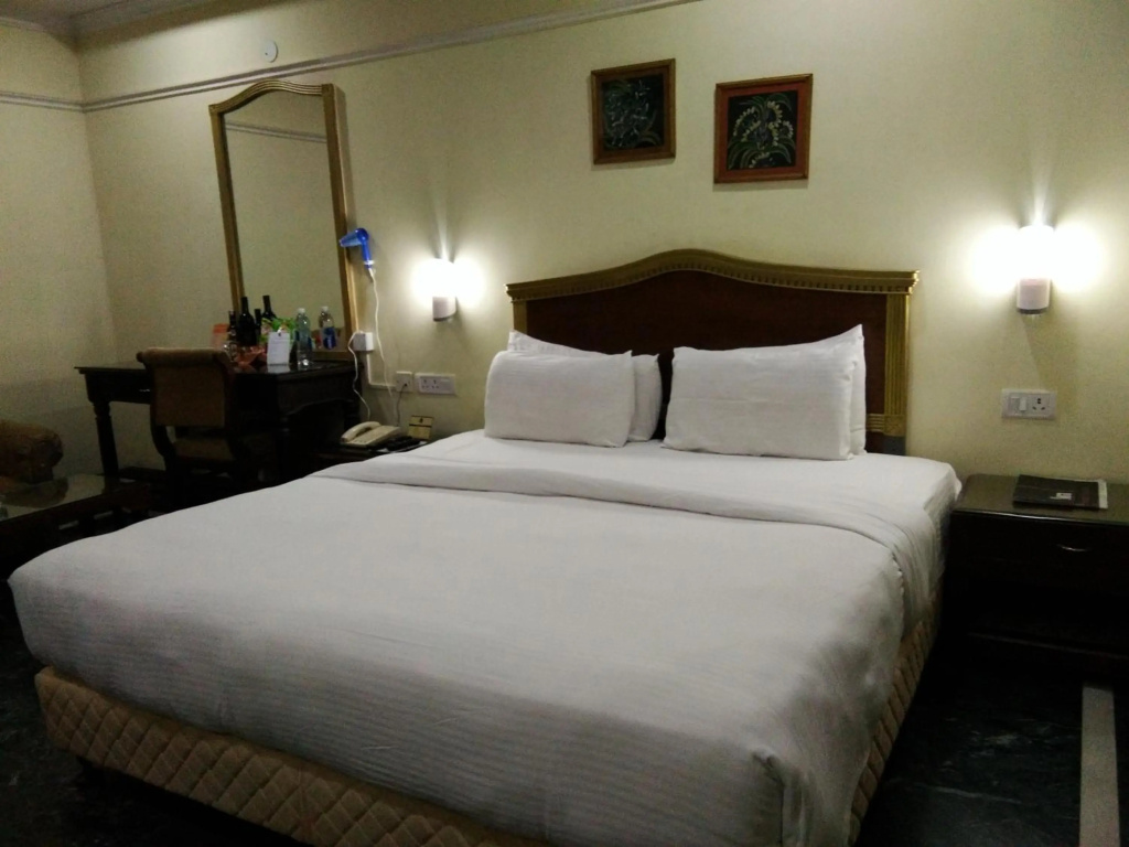 Empires Hotel Bhubaneswar — 3