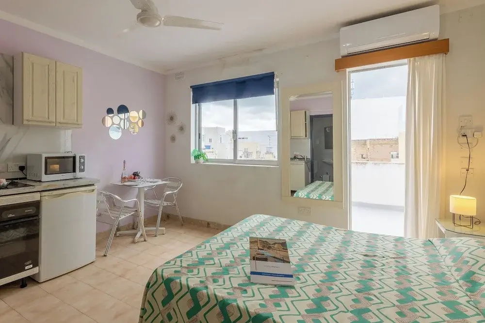 Stefanela Building Apartments